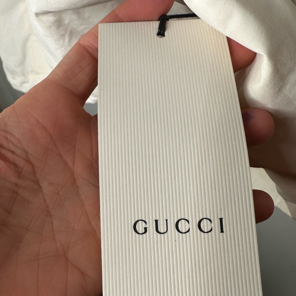 Men’s Gucci windbreaker off-white jacket w hood Size 46 NWTChest 25’, Length 28’ - Picture 13 of 14